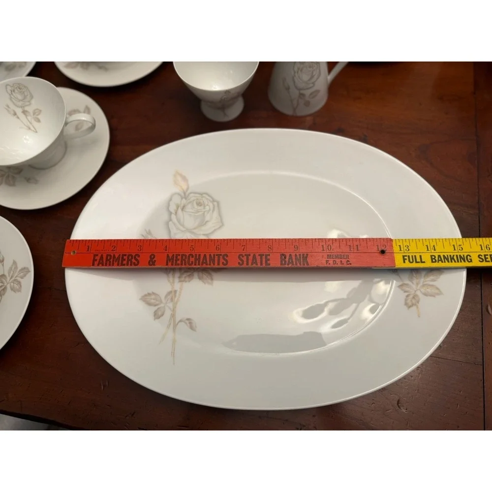 Rosenthal Classic Rose 57pc Pristine China Service, 15